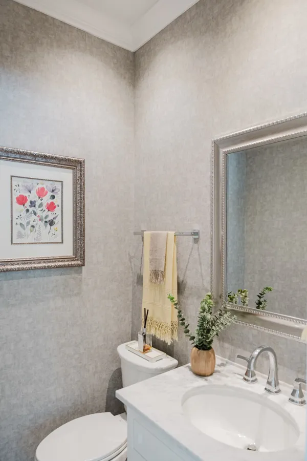 Powder room wall finish